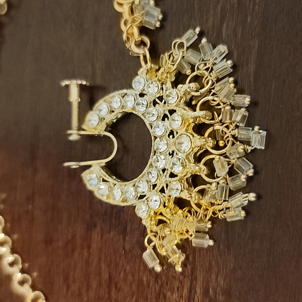 NWOT Bridal Nosering -- Gold and faux diamonds